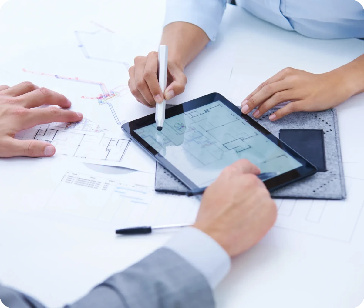 Digital architecture planning on tablet